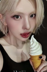 STICK OUT jyp 周邊卡 快閃鐵盒裴