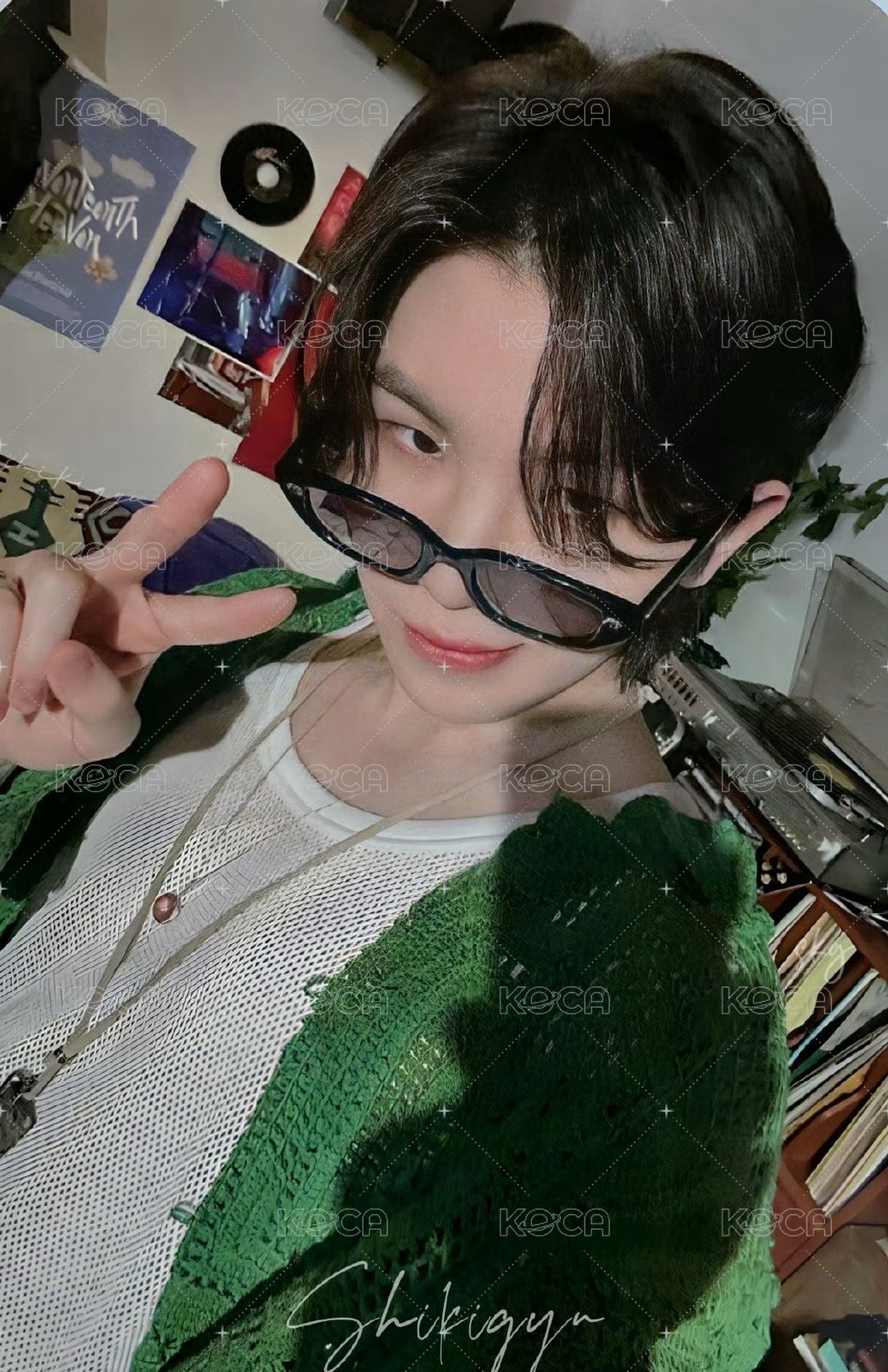 MINI11 yzy 1.0 特典卡 綠衣勳 正面