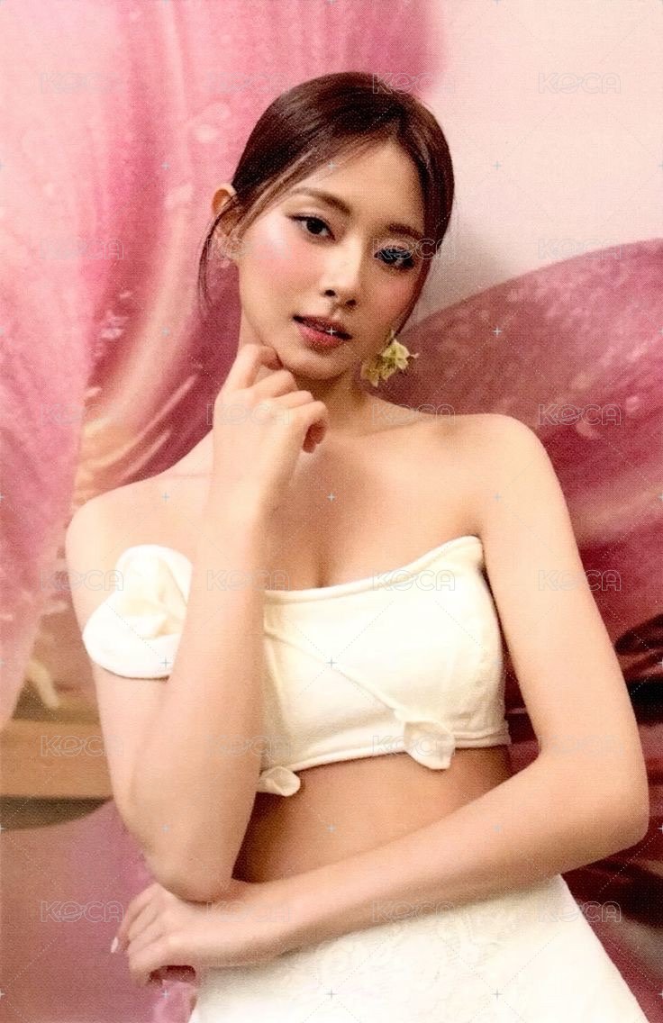 aboutTzu  專輯卡 預購 正面