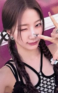 DIFFERENT 專輯卡 小卡盤ver.