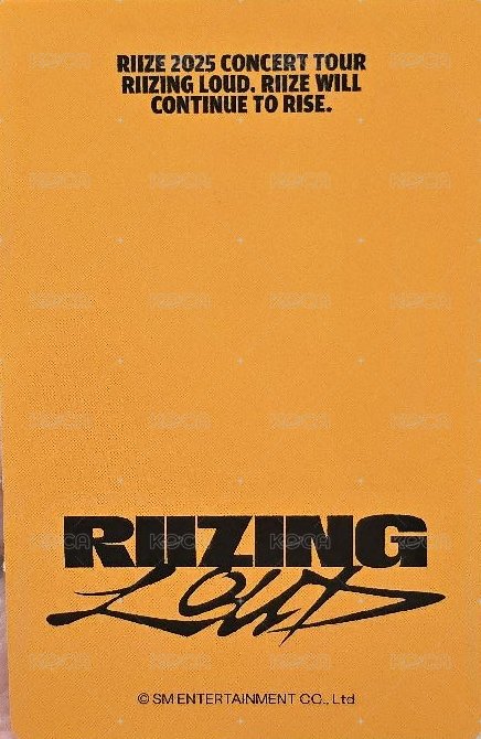 RIIZING LOUD 周邊卡 漫畫書 背面