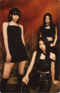 彩允葉-紅橘背景