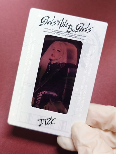 預購禮 ITZY GWBG yeji 志