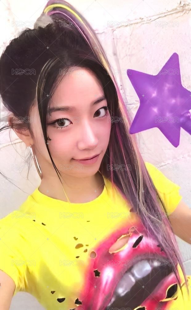 CRAZY wvs 簽售卡  正面