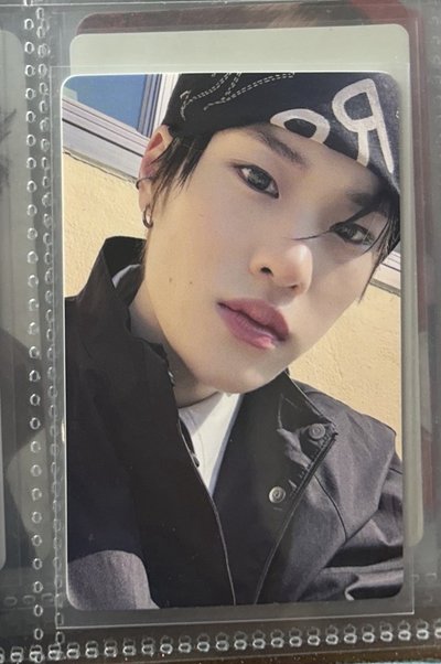 炤熙一直娛中背