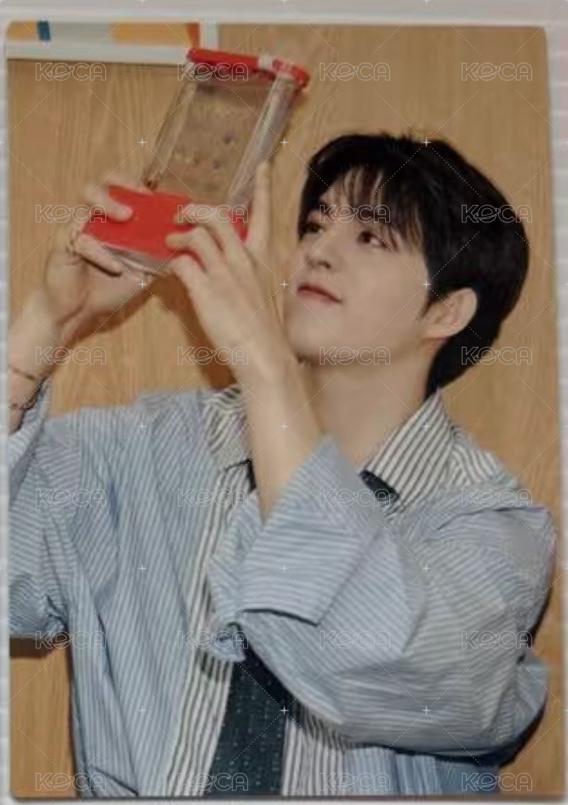 25‘FM｜HOLIDAY 隨機卡 卡包卡 正面