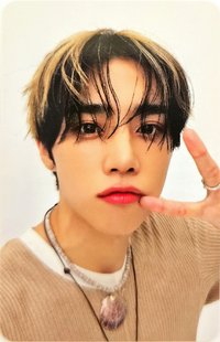 PHANTASY Pt.1 Christmas In August 專輯卡 