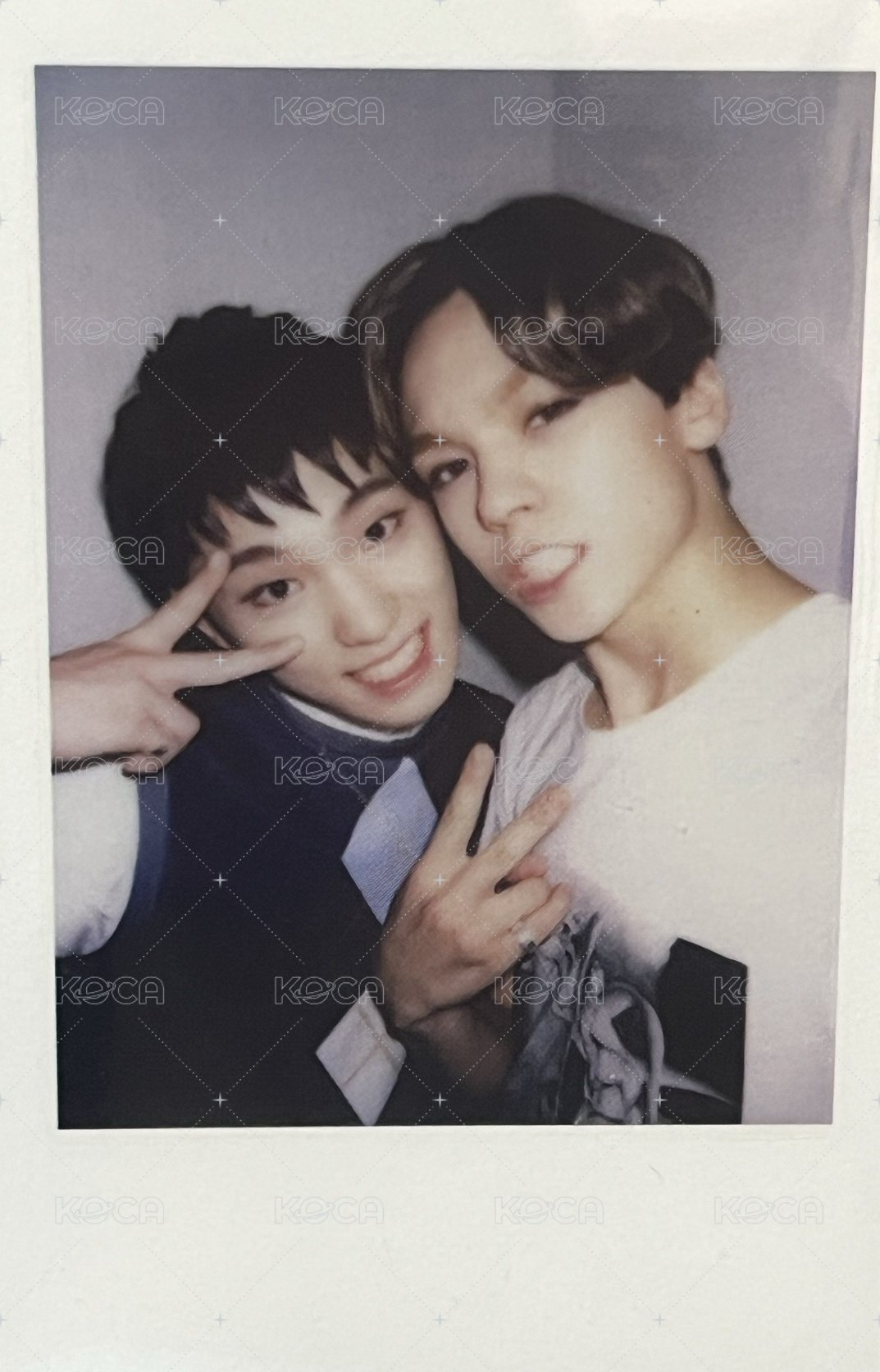 15’BOYS WISH 周邊卡 C ver 閃鑽拍立得鐵盒卡 正面