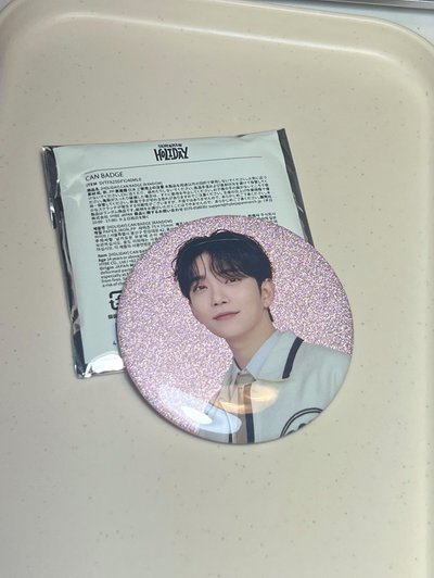 SVT FA 小黑扇 24克拉島徽章 Holiday 徽章