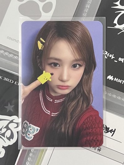 NMIXX 水果手指薛 中背