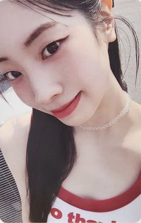 正規四 專輯卡 Polaroid ver. 黃版