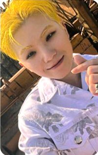 正四 yzy B 簽售卡 