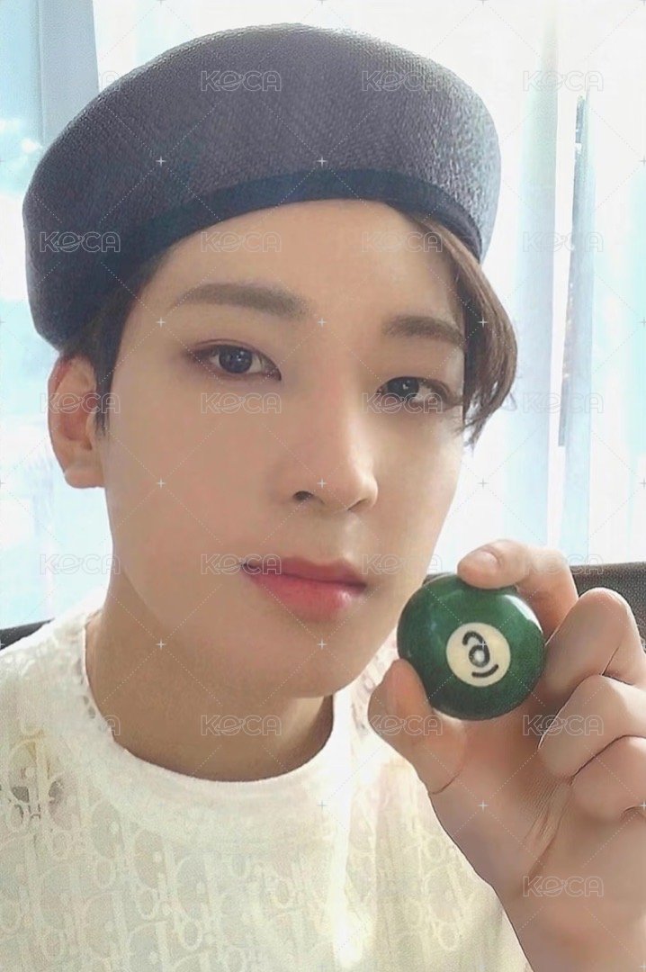 MINI8 專輯卡 ｜BESIDE ver. 正面