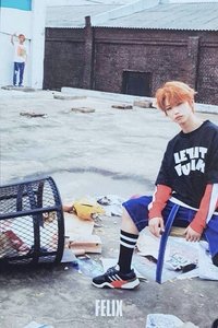 I am WHO 專輯卡 Behind ver.