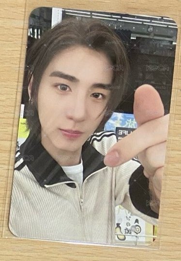 and leehan 環球限定專卡