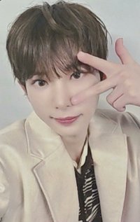 五月雨 yzy 青島線下簽售 簽售卡 中文卡背