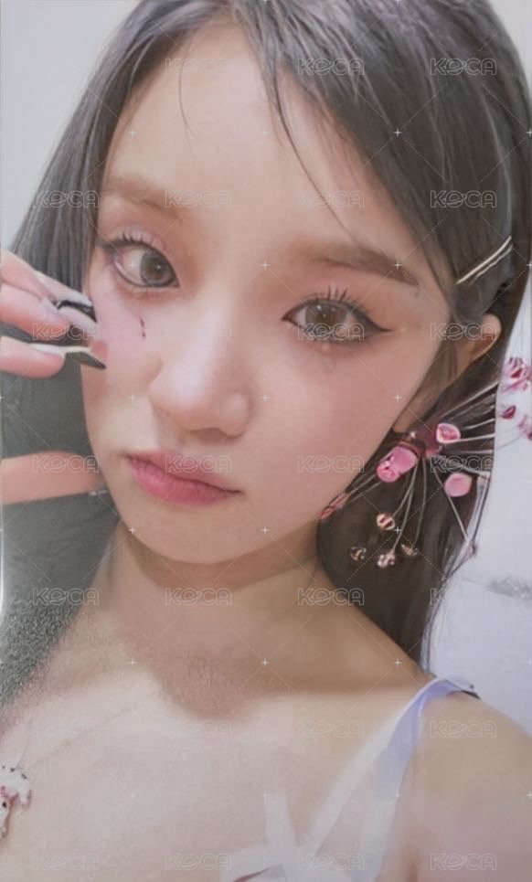 I feel Bandina 幸運卡  正面