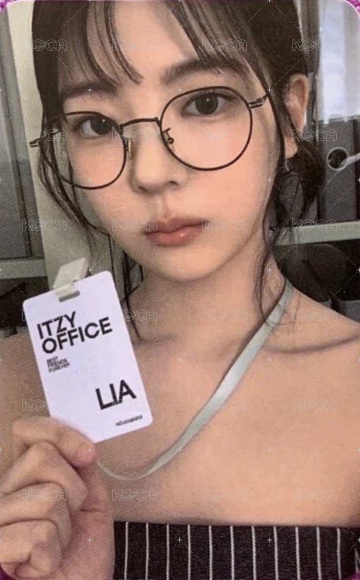 2025年曆 jyp 特典卡  正面