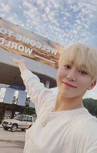 正四後續 yzy A 簽售卡 