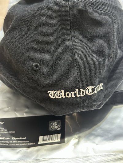 G-Dragon 2025展覽場週邊