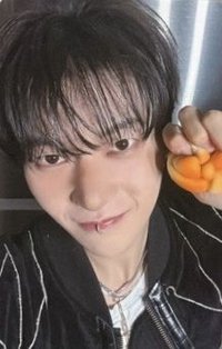 正規一 ma 簽售卡 吃麵包 ver.