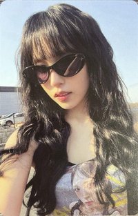 正規四 專輯卡 Polaroid ver. 黃版