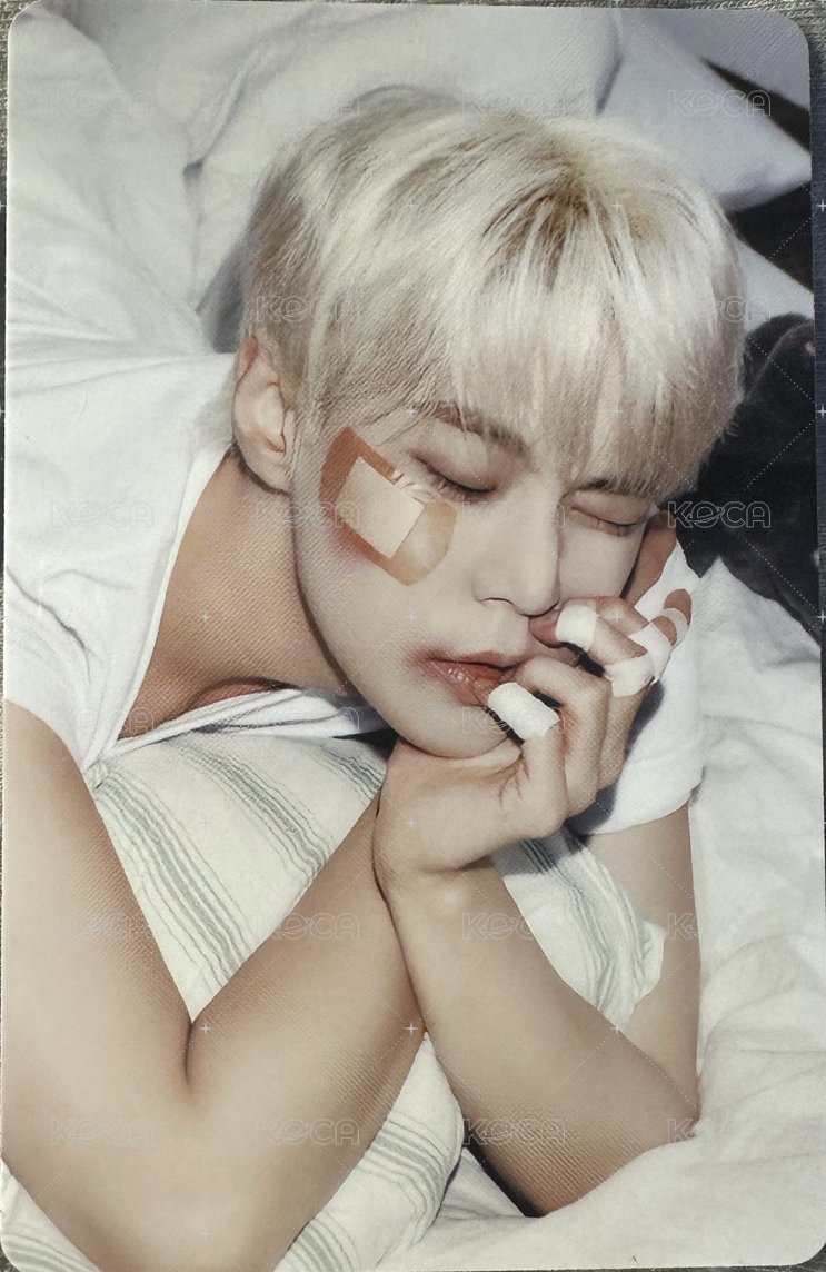 2025年曆 隨機卡  正面