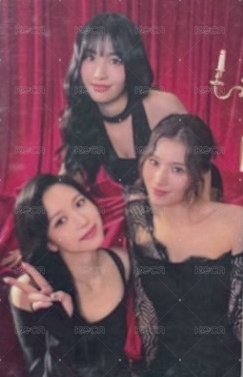 Masterpiece 專輯卡  正面