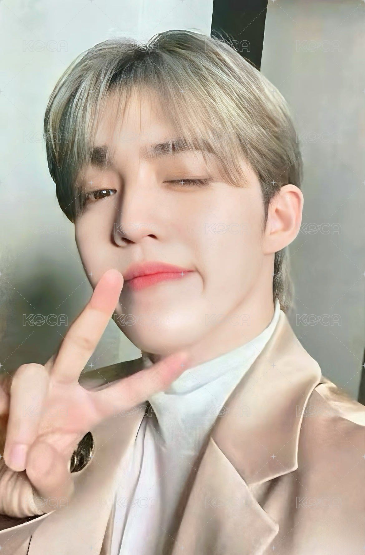 RIGHT HERE 隨機卡 ｜卡包 正面