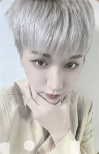 No Genre yzy 上海簽售1.0 簽售卡 中背