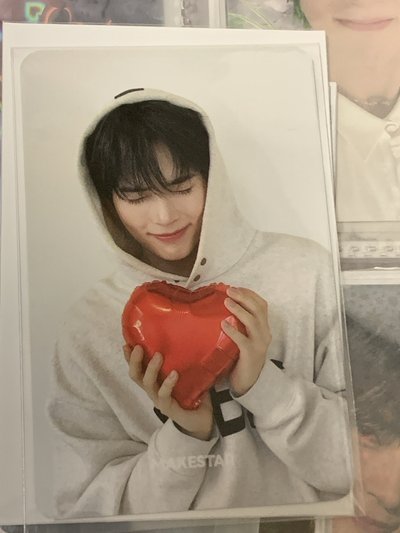 成韓彬迷五簽售 邱比特雙面卡