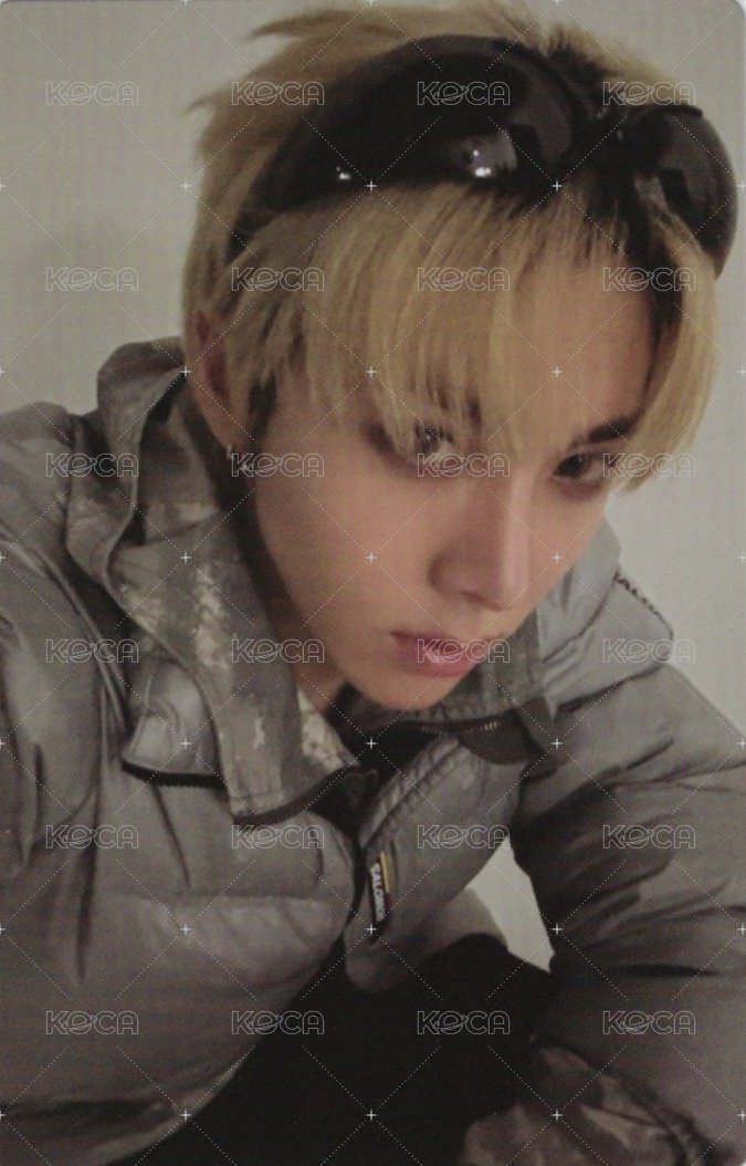 FAMOUS tbl 幸運卡  正面