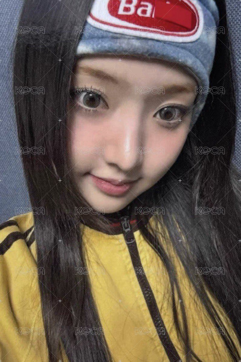 UG sr 1.0 簽售卡  正面