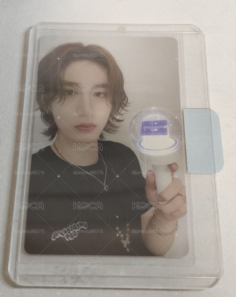 手燈卡李涵