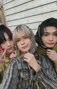 D社 雜誌卡 三人卡 K&EJ&Jo