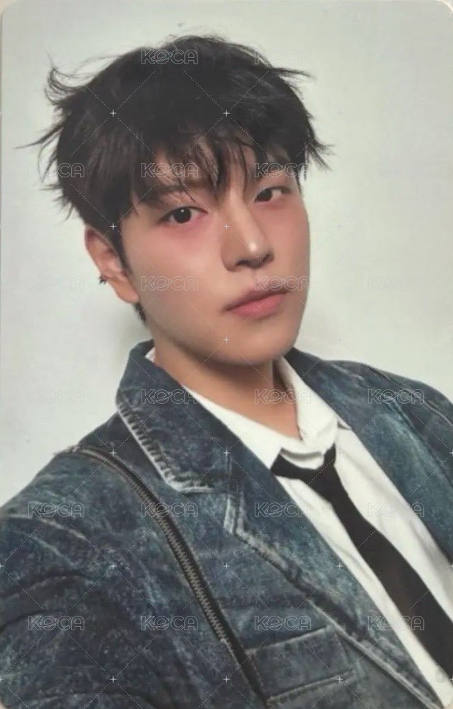 Hollow 專輯卡 通常盤 正面