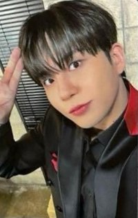 Not Okay 專輯卡 通常盤