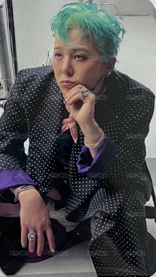 Übermensch 專輯卡 美通獨家 正面