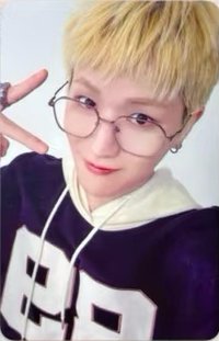 HOW? yzy 北京線下 簽售卡 滿勤