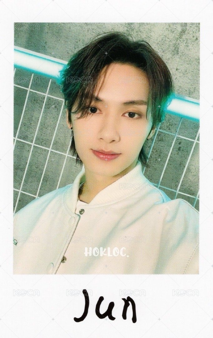 FOLLOW AGAIN 周邊卡 日巡拍立得 正面