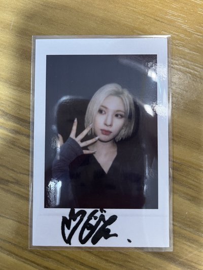 校慶紅衣裴+裴拍