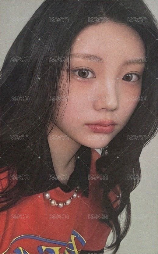 bomb 專輯卡 GLLIT A ver. 正面