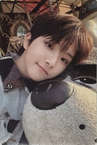 WHY.. 專輯卡 Dazed ver.