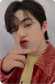 NOT ALONE 專輯卡 D ver.