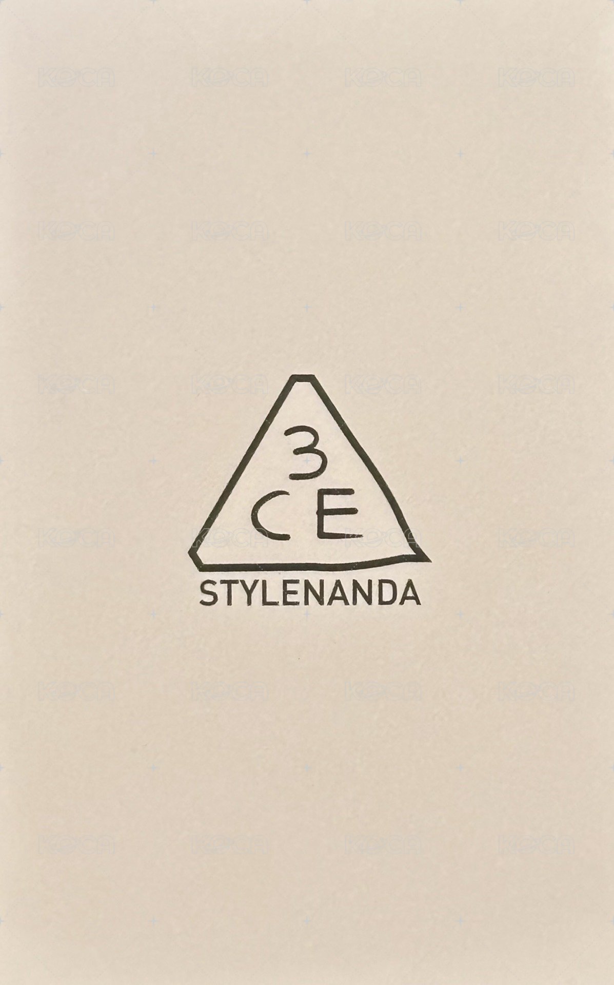 代言卡 3CE 背面