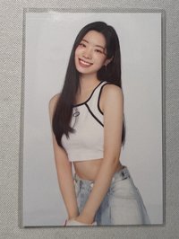 彩瑛  