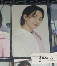 💝漢（上排右二白色背景）