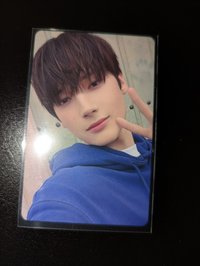 環球特典寧 腹肌很讚