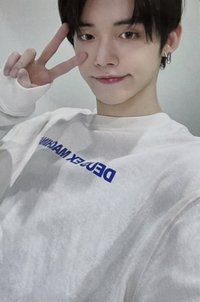 22 FANLIVE 隨機卡 