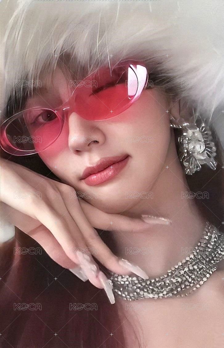 正規二 fp 1.0預售 特典卡  正面